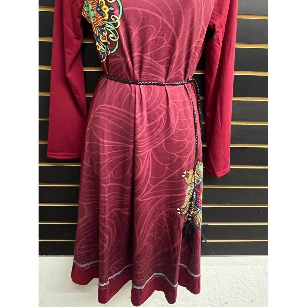 NEW MICHAEL K women's belted beauty jersey dress in color wheel wine